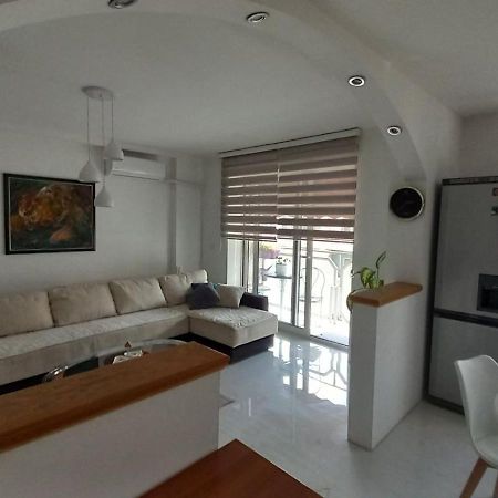 Adriana'S Apartment Σκόπια Εξωτερικό φωτογραφία